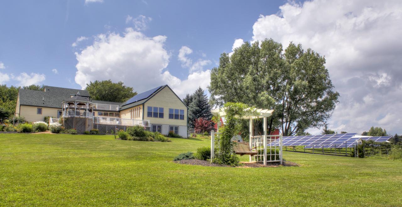 Los Gatos Bed&Breakfast Penn Yan Exterior foto