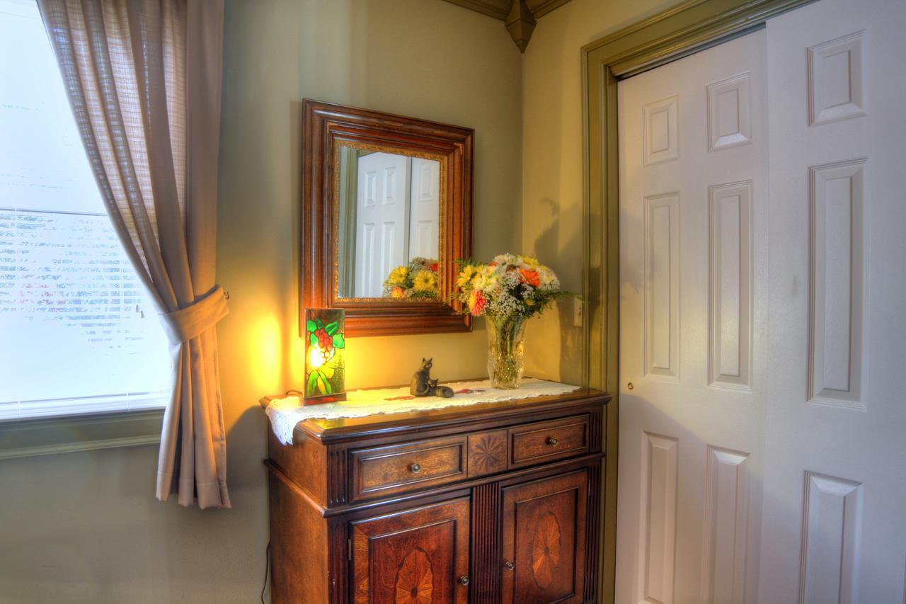 Los Gatos Bed&Breakfast Penn Yan Exterior foto